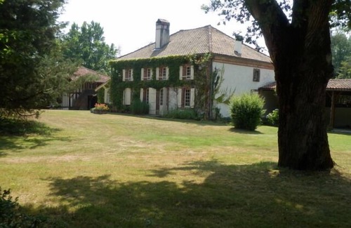 Sabres House | Mansion, 240 m2, 6 bedrooms, 14 people., Private pool on 2 acres