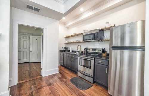 Riverwalk House | Mansion on Front - 5 separate one bed condos with free parking!