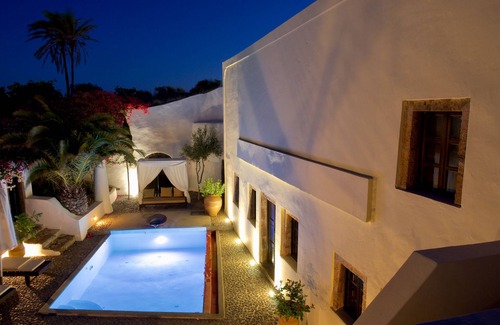 Megalochori Villa | Mansion Sophia- Famous Santorini Villa - Car Rental included- Private & Spacious