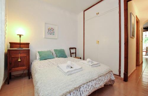 Alaro House | Mansion with Pool & Garden