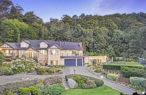 The Patch House | Mansion with views, pool, tennis court, bbq area and gardens near Sherbrooke