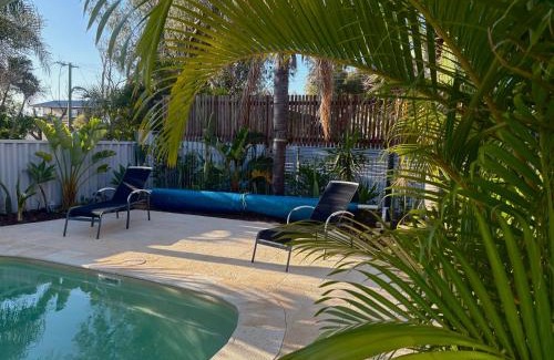 Kalbarri Apartment | Manta Stays Resort-Style Tropical Oasis