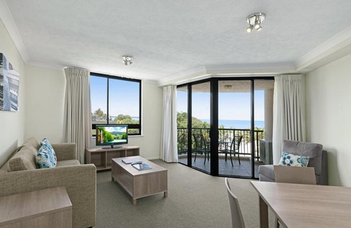 Cairns Central Business District Hotel | Mantra Esplanade Cairns