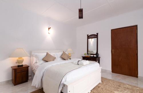 Katukitula Hotel | Manuel Manor