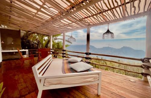 Tiworiwu Hotel | Manulalu Jungle