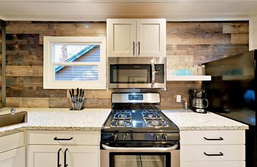 Lakeside Park House | Manzanita Holiday 4