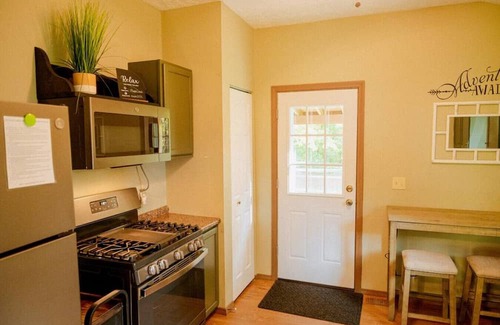 Vowinckel Cottage | Maple Creek Cabin, minutes from Cook Forest & ANF