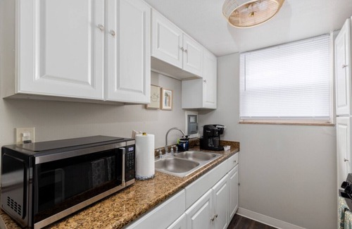 Maple Heights Apartment | Maple Heights - Libby Unit 1
