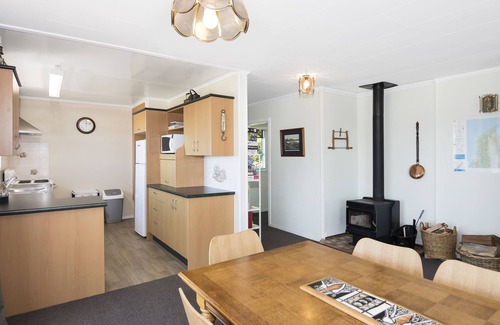 Collingwood House | Maple's Den - Collingwood beach house