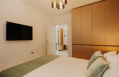Sector 3 Apartment | Mara Hils