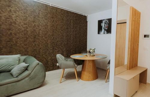 Sector 3 Apartment | Mara Hils