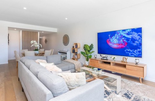 North Coogee House | Maraboo Island Beachfront Villa
