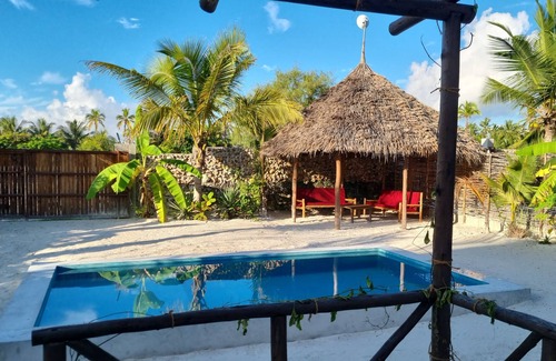 Bwejuu Villa | Maracuja Villa Zanzibar 2 minutes from the beach!