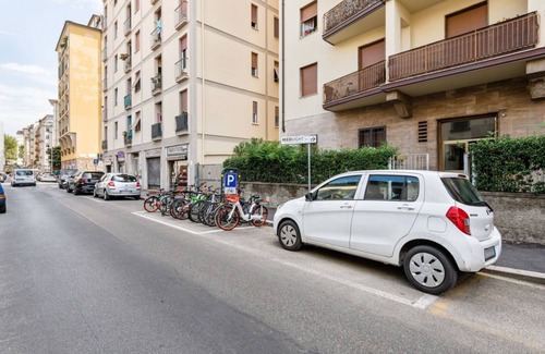 San Jacopino Apartment | Maragliano Cozy Flat with Balcony