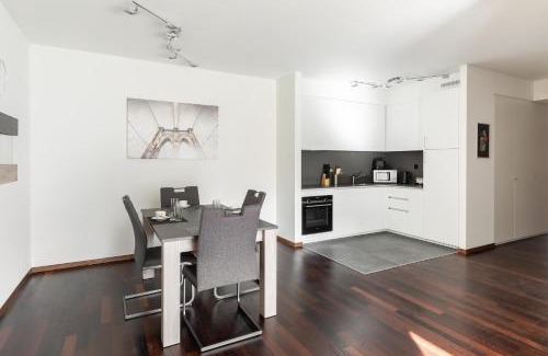 Lugano City-Centre Apartment | Maraini 15 by Quokka 360 - bright flat with lake view