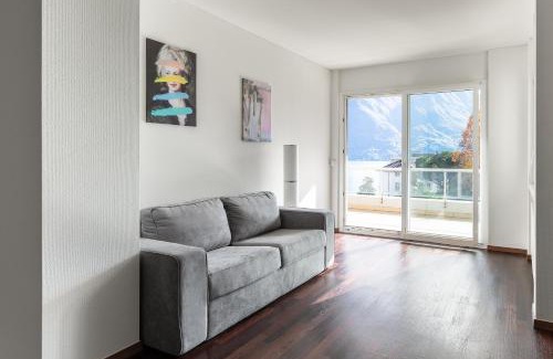 Lugano City-Centre Apartment | Maraini 15 by Quokka 360 - bright flat with lake view