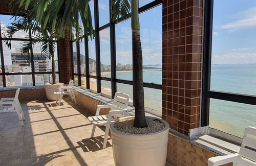 Vila Velha Apartment | Maravista apartment facing the sea with whirlpool and swimming pool.