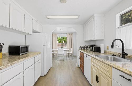 San Tomas House | # Marbella Lane - Modern Cabin-style 2BR Home