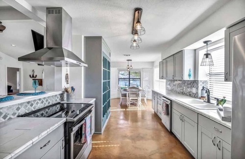 Marble Falls House | Marble Falls Lakefront Paradise w/Fire Pit!