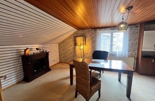 Marburg Apartment | Marburg apartment spacious Lukas in a quiet location on the edge of the forest with conservatory