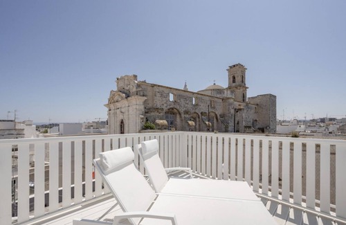 Centro Storico Apartment | Marchesa – Two-Bedroom Suite with Panoramic Terrace in the Historic Center