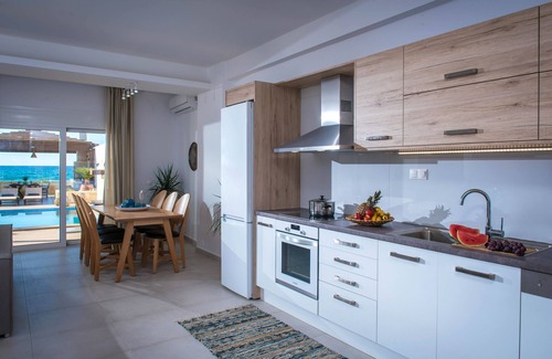 Analipsi Villa | Mare Beach Villa