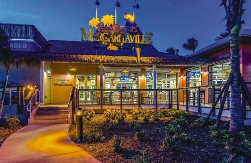 Estate Annas Retreat Resort | Margaritaville by Club Wyndham! Studio Plus Upper Level sleeps 4