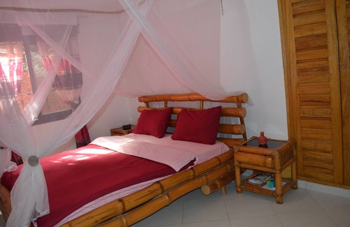 La Somone Villa | MARHABA Villa in LA SOMONE, 3 bedrooms. Beach at 800m and shops 500m