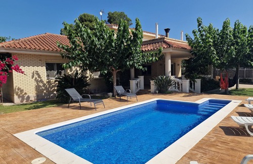 Riumar House | "Maria Luise"@MARISOL: 600m to the beach, private pool, A/C, WiFi, dog beach.