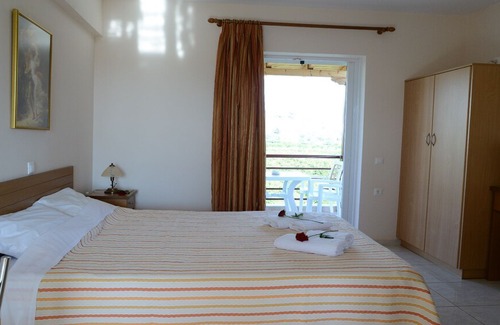 Drepano Apartment | Maria's Filoxenia Suites - Studio (2 guests)