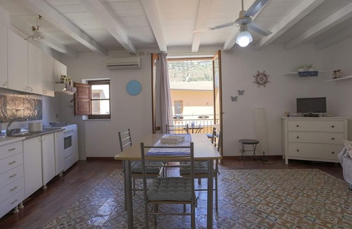 Castellammare del Golfo Apartment | Maria's houses 500 meters from the sea and 15 min from Scopello and the Z reserve
