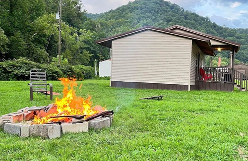 Delbarton Cabin | Maria’s Cabin/southern, WV/Hatfield McCoy Trails/Buffalo Mtn Trails/Family
