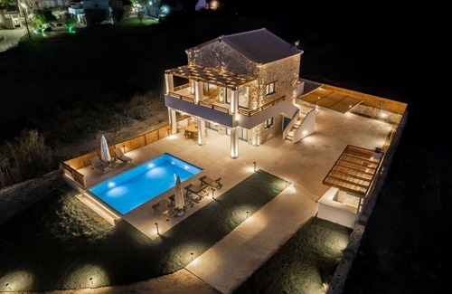Alonia Villa | MariDion Beach Family House