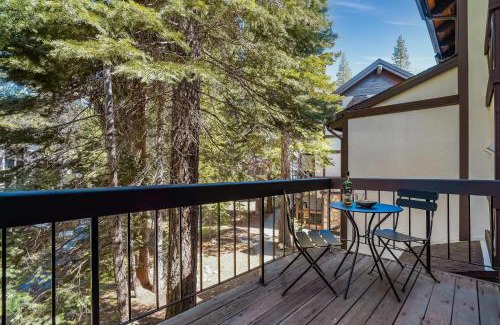 Olympic Valley Apartment | Marillac by AvantStay Gorgeous Ski Cabin w Balcony Patio