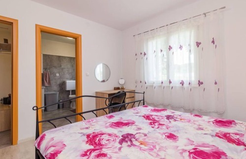 Vinez House | Marina (LBN411) by Interhome