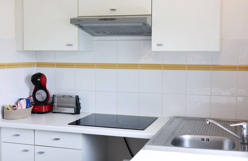 Pinarellu Apartment | Marina N° 5, for 2 persons, air-conditioned, swimming pool, 800 m from the beach