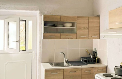 Romanos Apartment | Marina's Nest - Holiday Bliss Studio