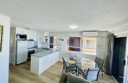 Urangan Resort | Marina & Sandy Strait Views- Resort Living