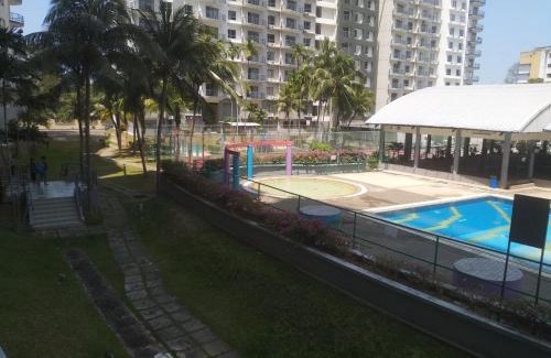 Baharu Apartment | Marina View, Teluk Kemang, PD