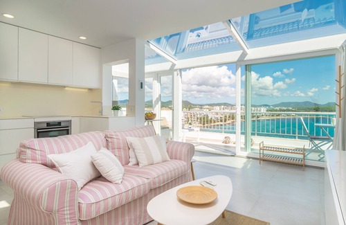 S'Illot-Cala Morlanda House | MARINAMAR SEA VIEW - Spectacular studio by the beach with wonderful views of the sea. Free