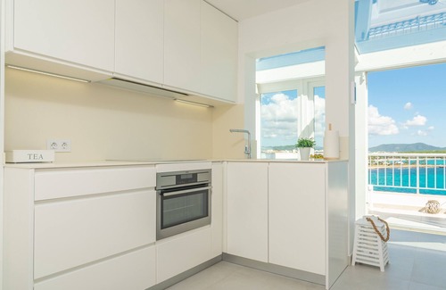S'Illot-Cala Morlanda House | MARINAMAR SEA VIEW - Spectacular studio by the beach with wonderful views of the sea. Free