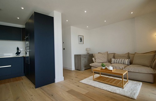 Seaford Apartment | Marine View Apartment