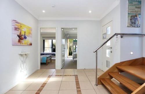 Hawks Nest House | Mariners Mark 1