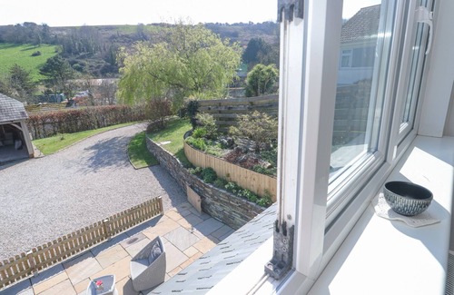 Gorran Haven Cottage | MARINERS REST, pet friendly, country holiday cottage in Gorran Haven
