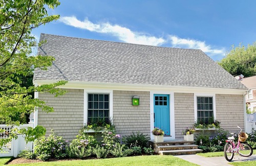 Marion Center House | Marion Village-Newly-Renovated Cape--Quick Walk to Beach! Awesome Bright Space!