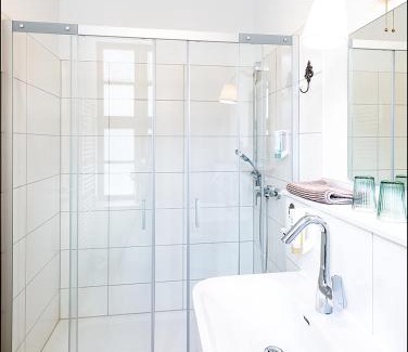 Schoppenstedt Hotel | MARKT EINS Gästezimmer