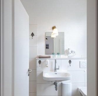 Schoppenstedt Hotel | MARKT EINS Gästezimmer