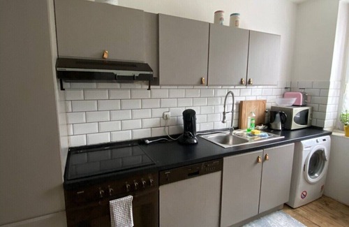 Duissern Apartment | Marleen - Welcome Back to the 50`s WG Room HBF