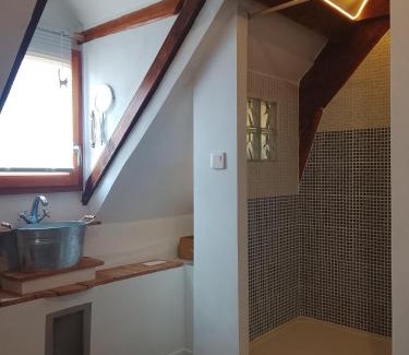 Cenevieres Bed & Breakfast | Marmite et traversin