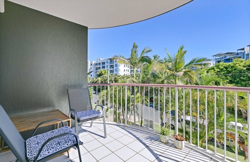 Maroochydore Apartment | Maroochydore Beach with Pool